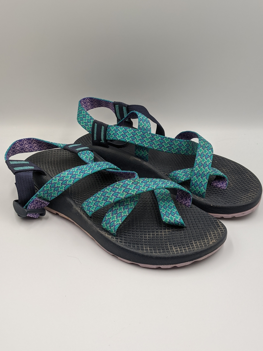 Chaco Beaded Sandals Womens Size 9 Strappy Sport Hiking Comfort ShoesStyle Pro